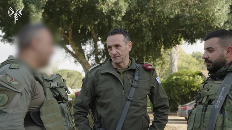 הרמטכ"ל והלוחמים