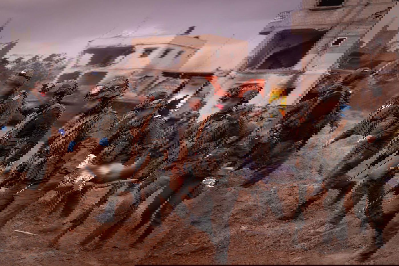 תחת אש מהאוויר ומהקרקע: כך נראה חילוץ הלוחמים הפצועים בשטח