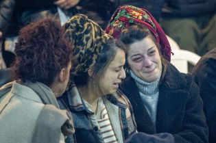 האלמנה בהלוויית הלוחם: "אתה יודע שאני קורסת בלעדיך"