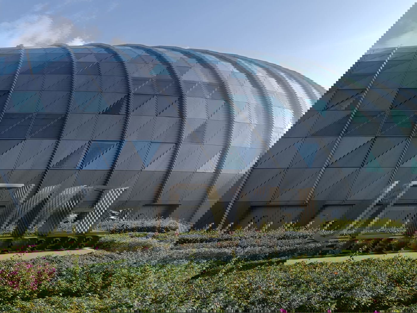 המפל המקורה הגבוה ביותר בעולם