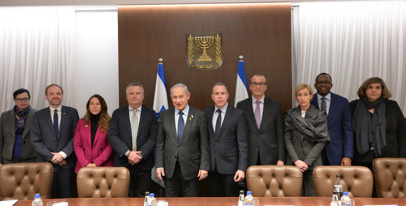 נתניהו עם השגרירים