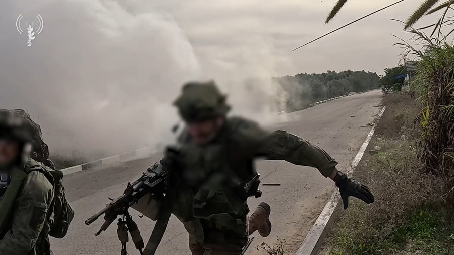 "יורים בסוף הרחוב" | צפו בהיתקלות של חיילי החטיבה עם מחבלים