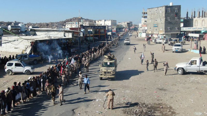 הזוי: אלפי חות'ים צועדים לעבר ישראל כדי להצטרף למלחמה