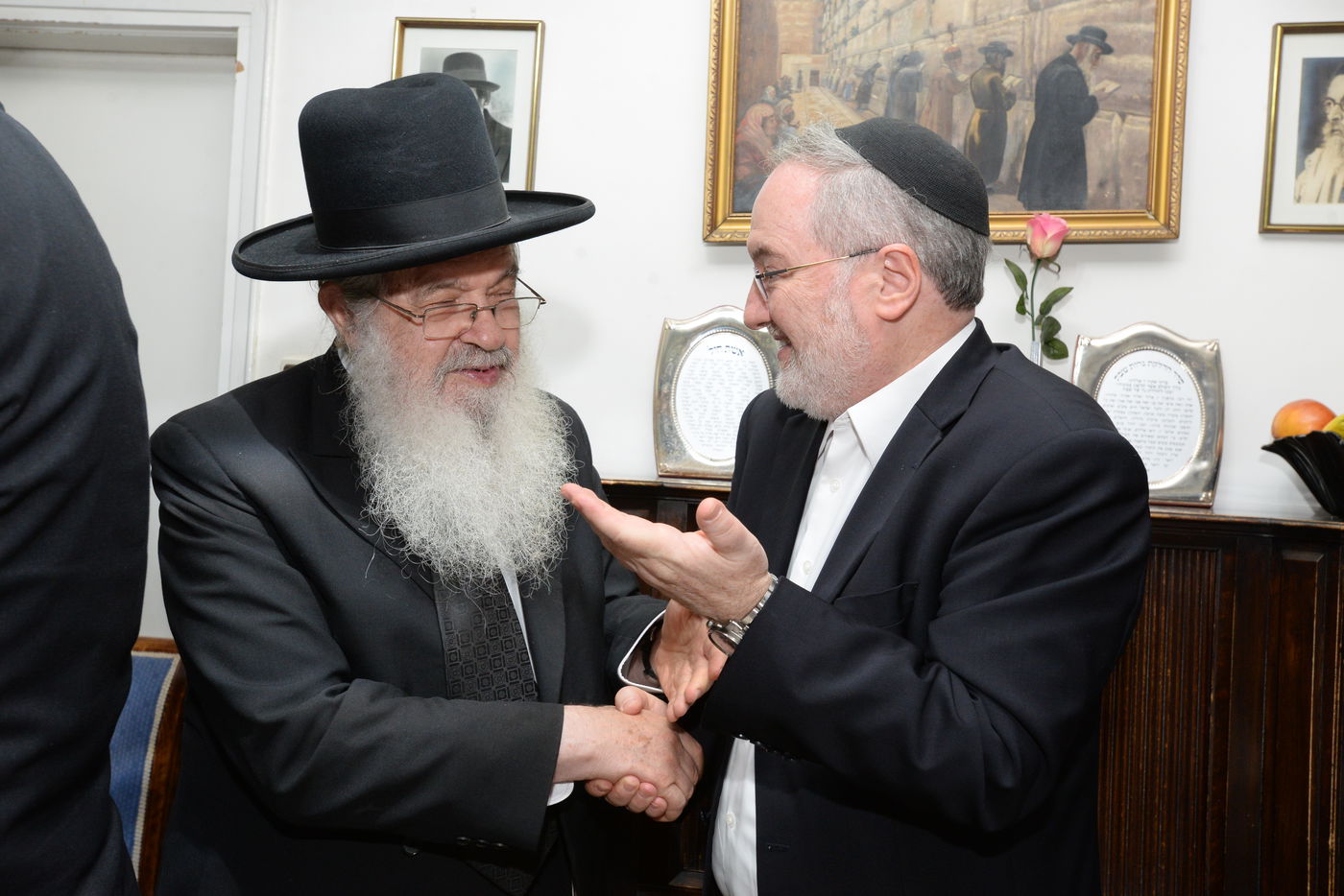 מראות חייו של הגר"ב ויסבקר זצ"ל