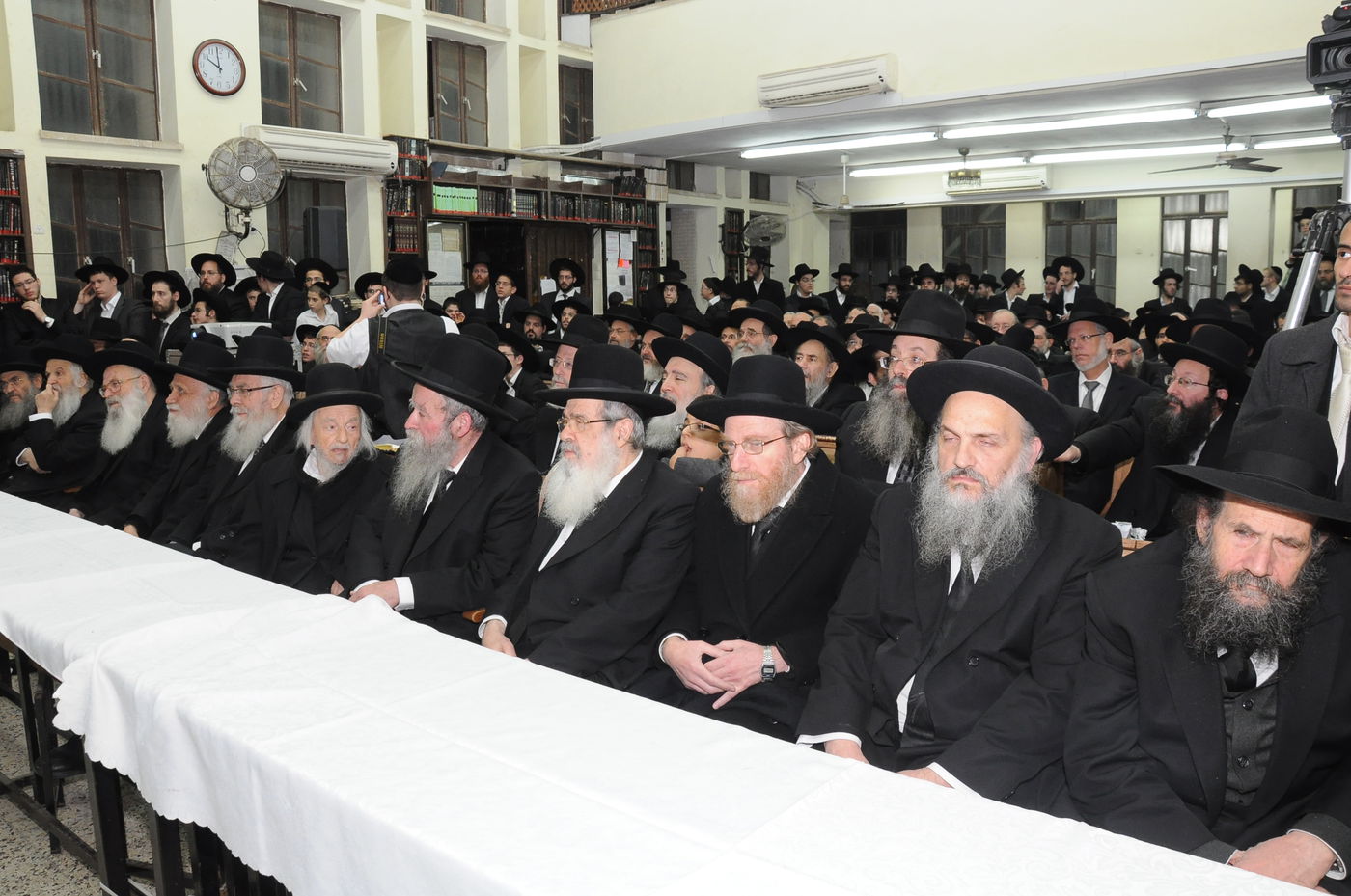 מראות חייו של הגר"ב ויסבקר זצ"ל