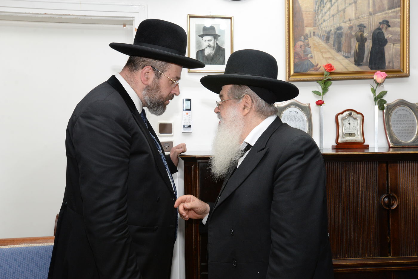 מראות חייו של הגר"ב ויסבקר זצ"ל