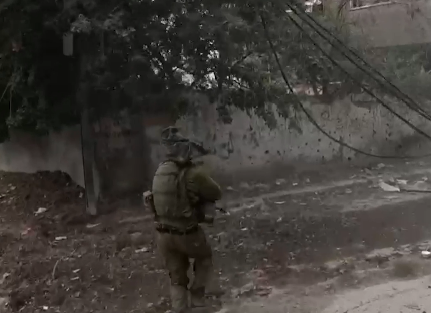 תיעוד בתמונות על פעילות הלוחמים