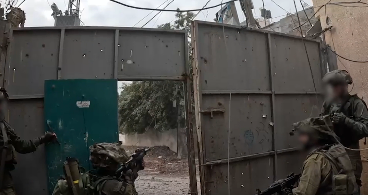 תיעוד בתמונות על פעילות הלוחמים