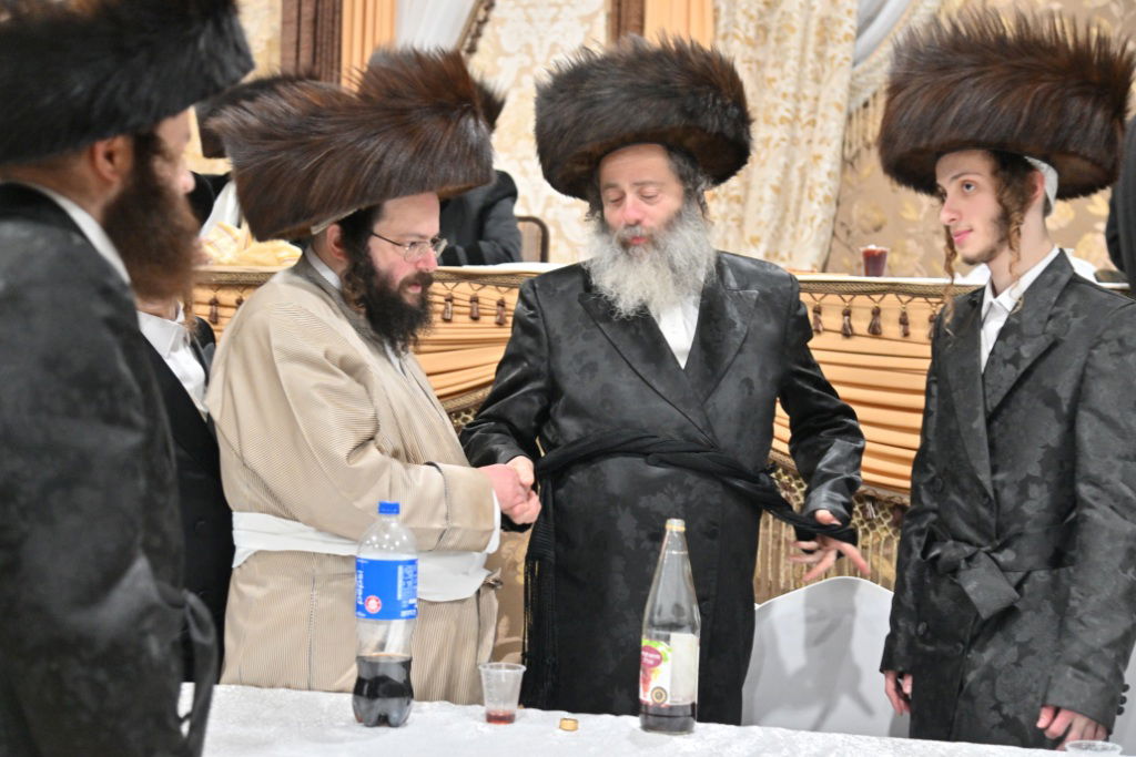 שמחת בית קארלין לעלוב - ספינקא - קרעטשניף ירושלים