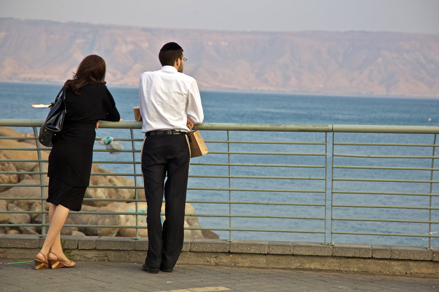 זוג חרדי (למצולמים אין קשר לכתבה).