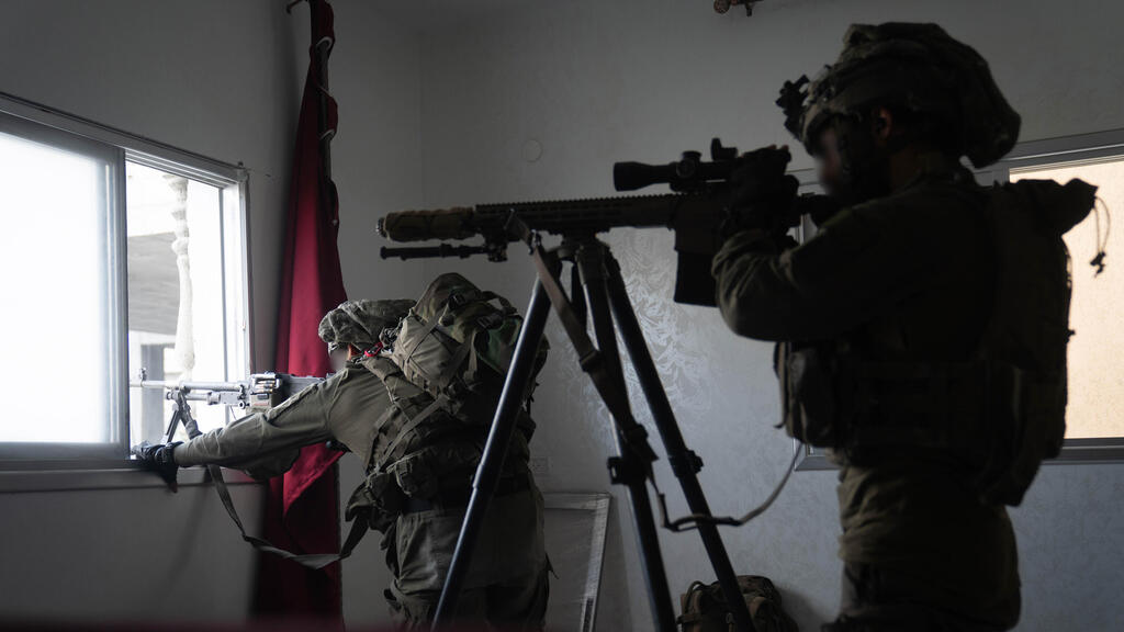 אמל"ח נמצא במטה של אונר"א בעזה | יאיר לפיד: "אעניק רשת ביטחון לנתניהו" • כל העדכונים