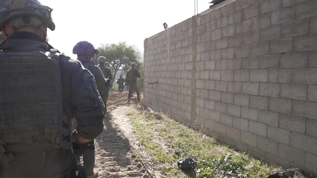 אמל"ח נמצא במטה של אונר"א בעזה | יאיר לפיד: "אעניק רשת ביטחון לנתניהו" • כל העדכונים