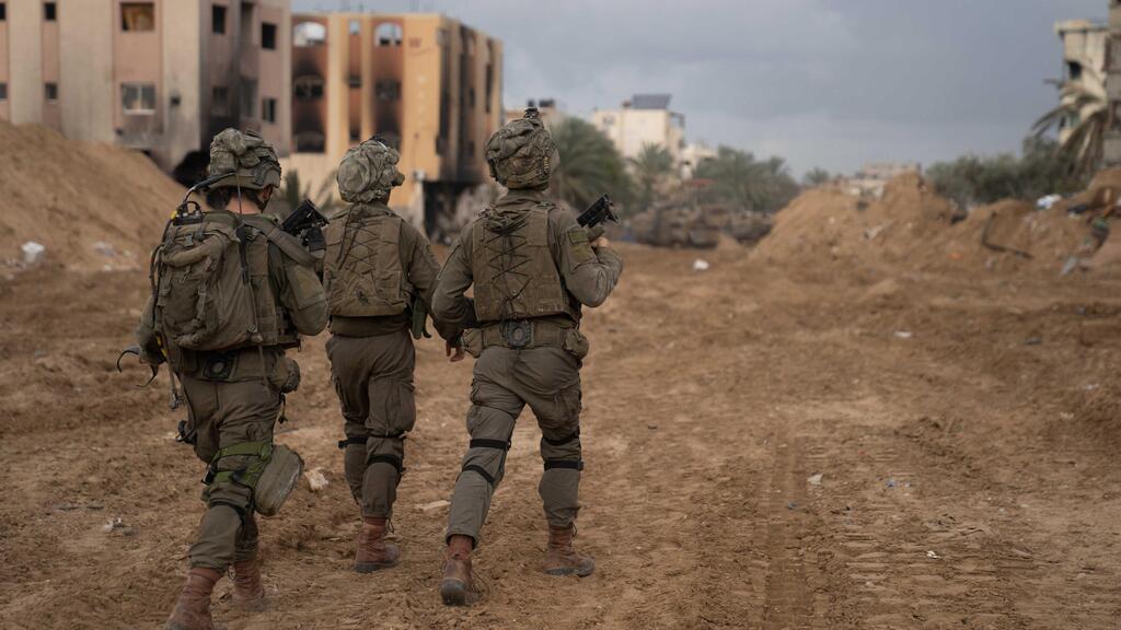 אמל"ח נמצא במטה של אונר"א בעזה | יאיר לפיד: "אעניק רשת ביטחון לנתניהו" • כל העדכונים