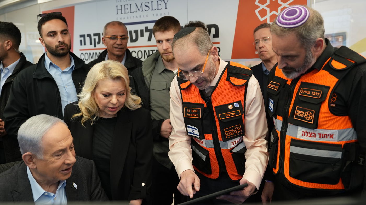 רה"מ מקבל סקירה