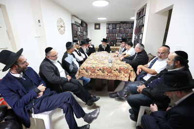 "אם יש יהודי שרוצה להגיע ממקום למקום והנהג החרדי מסייע לו בכך, יש מזה כבר תועלת מרובה ליהודי אחר"