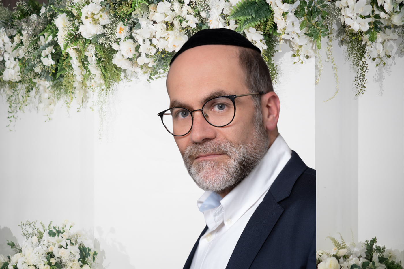 משה מונטג שימש למעלה מ-20 שנה כמנכ''ל 'הגמ''ח המרכזי' ומכיר היטב את המצוקה החרדית בנושא חיתון ילדים