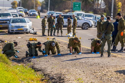 חיילי צה"ל בסריקות וחיפושים חדשים באזור הטבח בעוטף עזה