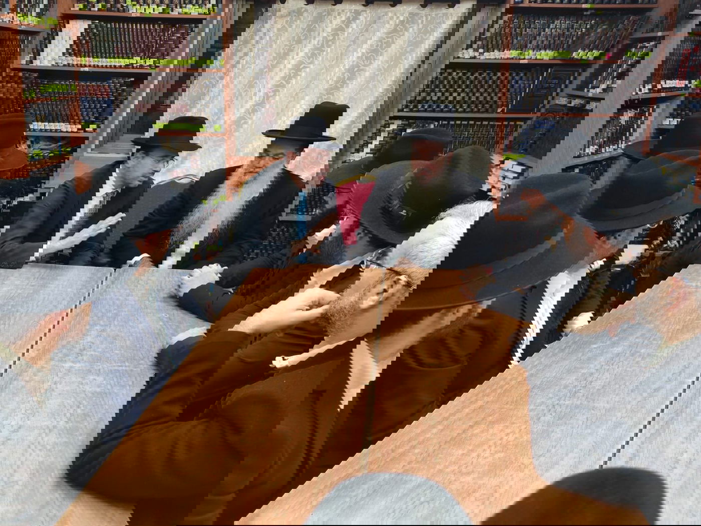 רבני ב"ב במסר נחרץ: "די להפליית  בני התורה הספרדים"