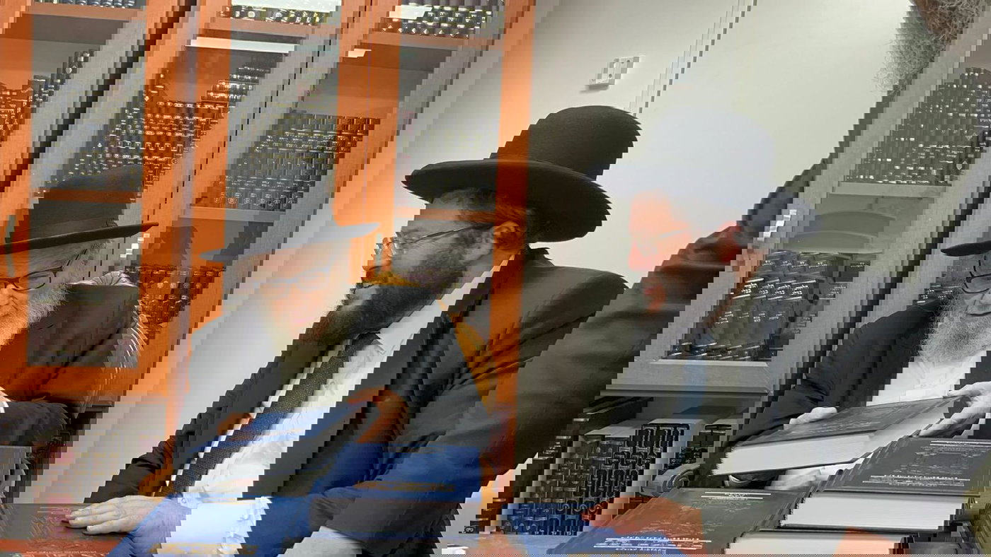 הספר שיכבוש את עולם התורה: הוצג לגדולי התורה והחסידות