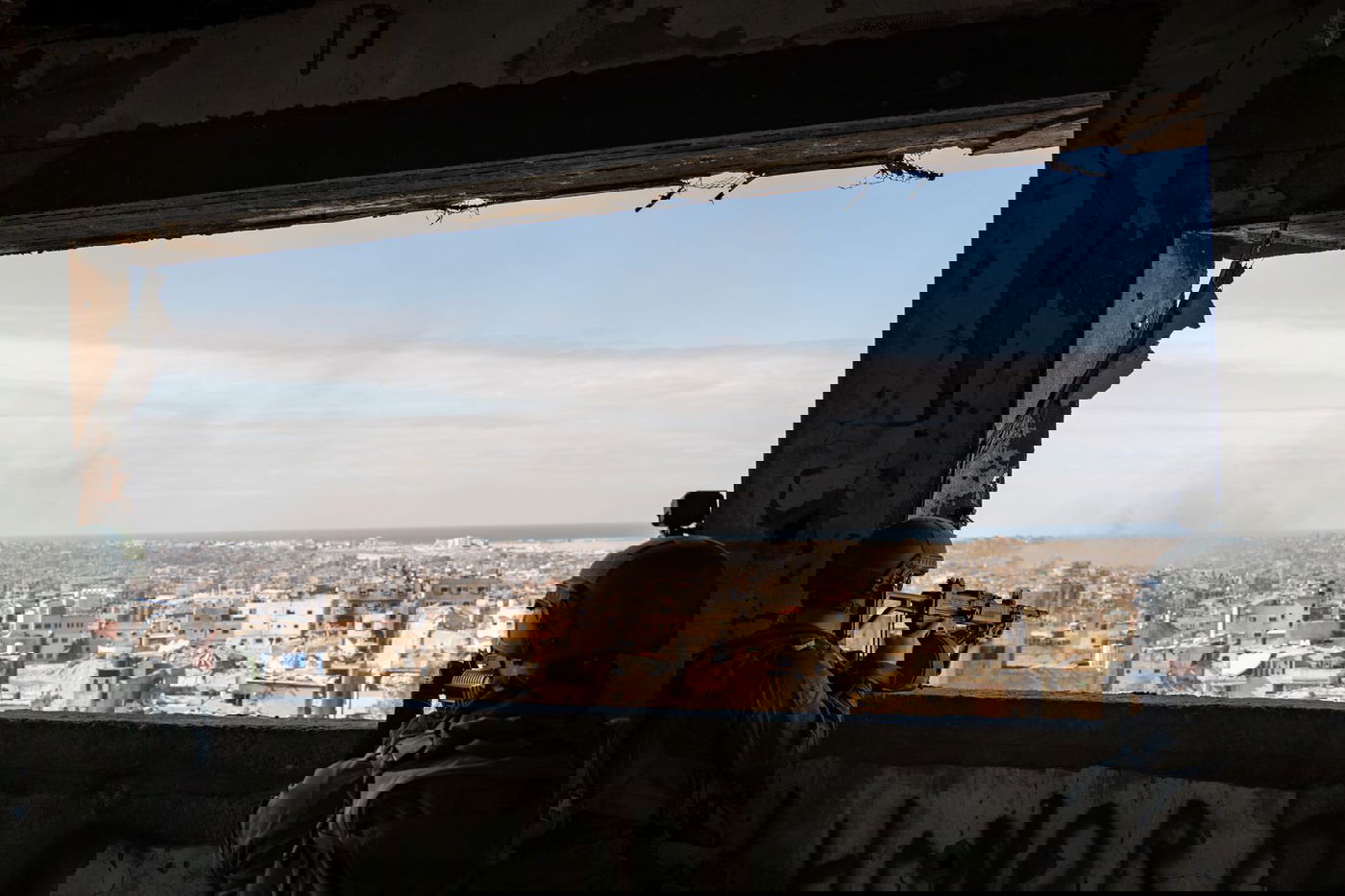 משגרי רקטות ליד גן ילדים ומנהרה מתחת למתקן מים אזרחי