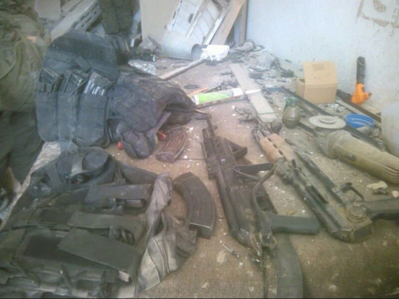 משגרי רקטות ליד גן ילדים ומנהרה מתחת למתקן מים אזרחי