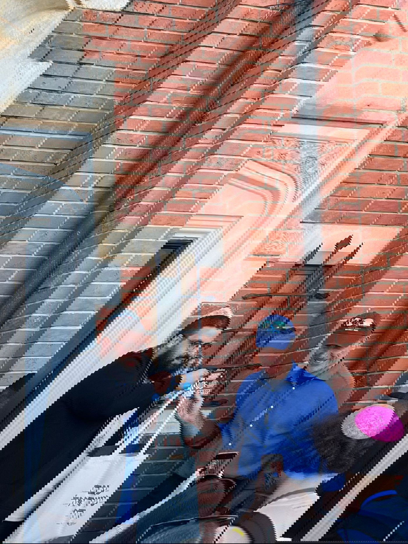 ברית מילה ותפילין: צעירים יהודים מרוסיה ביקרו בישראל וקיבלו מצוות 