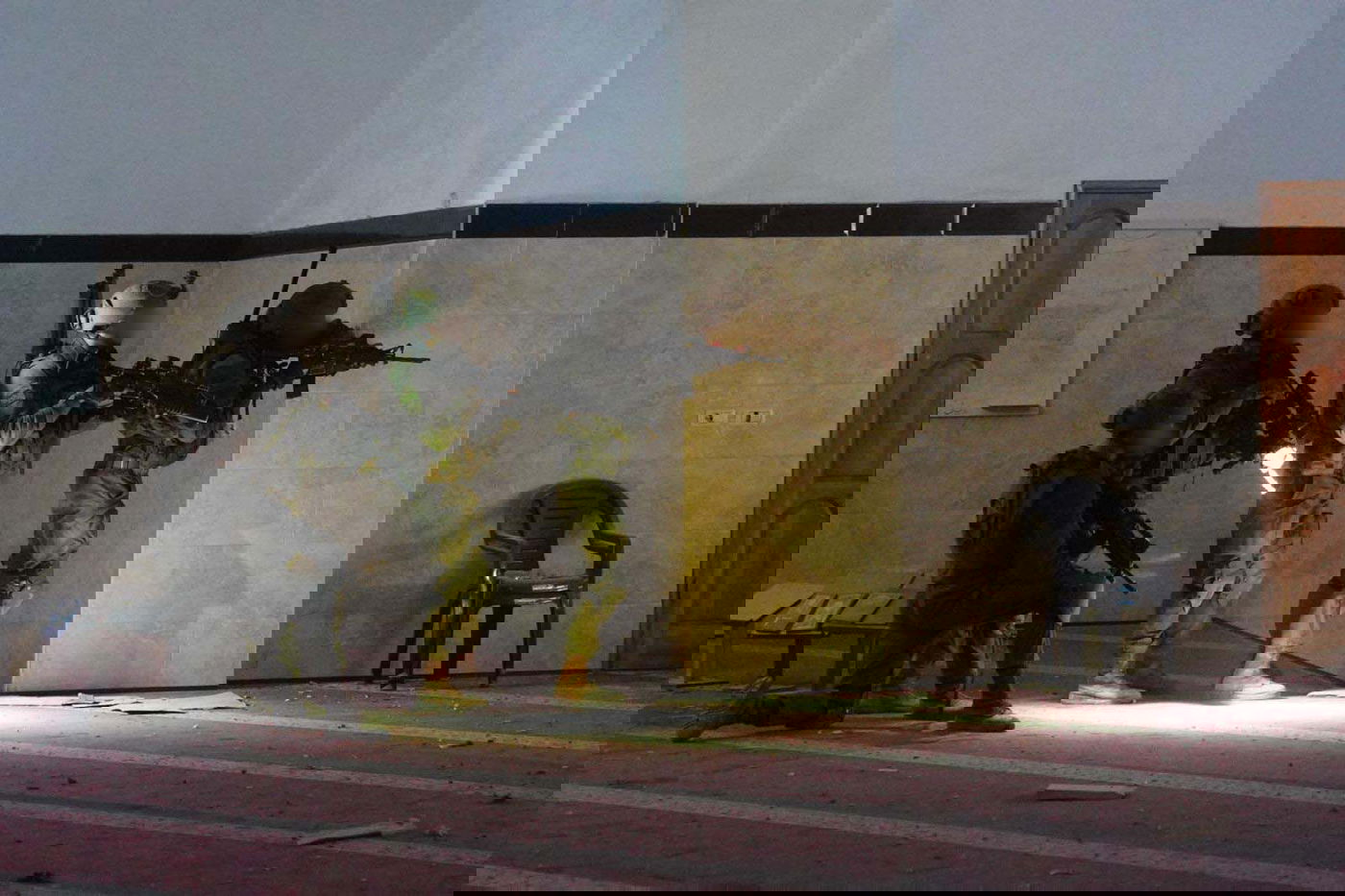 תקיפות נרחבות של צה"ל בחאן יונס | ערב של טרור; מחבלים נוטרלו בירושלים ובביתר עילית