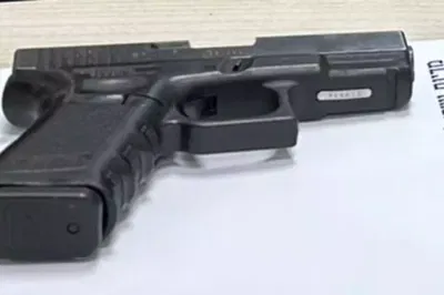 אקדח גלוק שהיה ברשותו של הלוחם שנפל