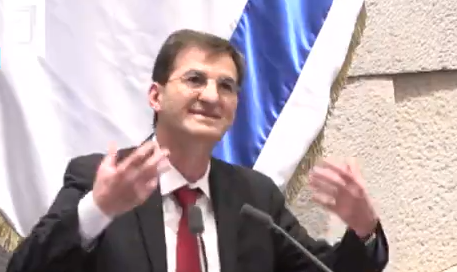 בועז ביסמוט מסביר על ההצעת חוק