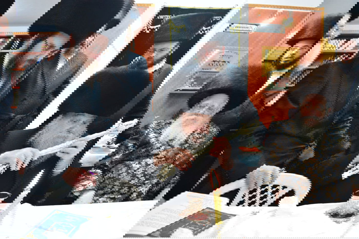 'שבע ברכות' לנכד: האדמו"ר הישיש מארה"ב שבת באשדוד