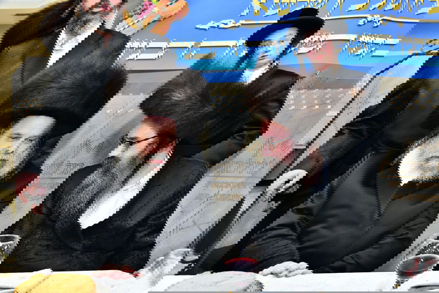 החתונה באירופה, החסידים חגגו עם החתן בארץ לקראת נסיעתו | תיעוד