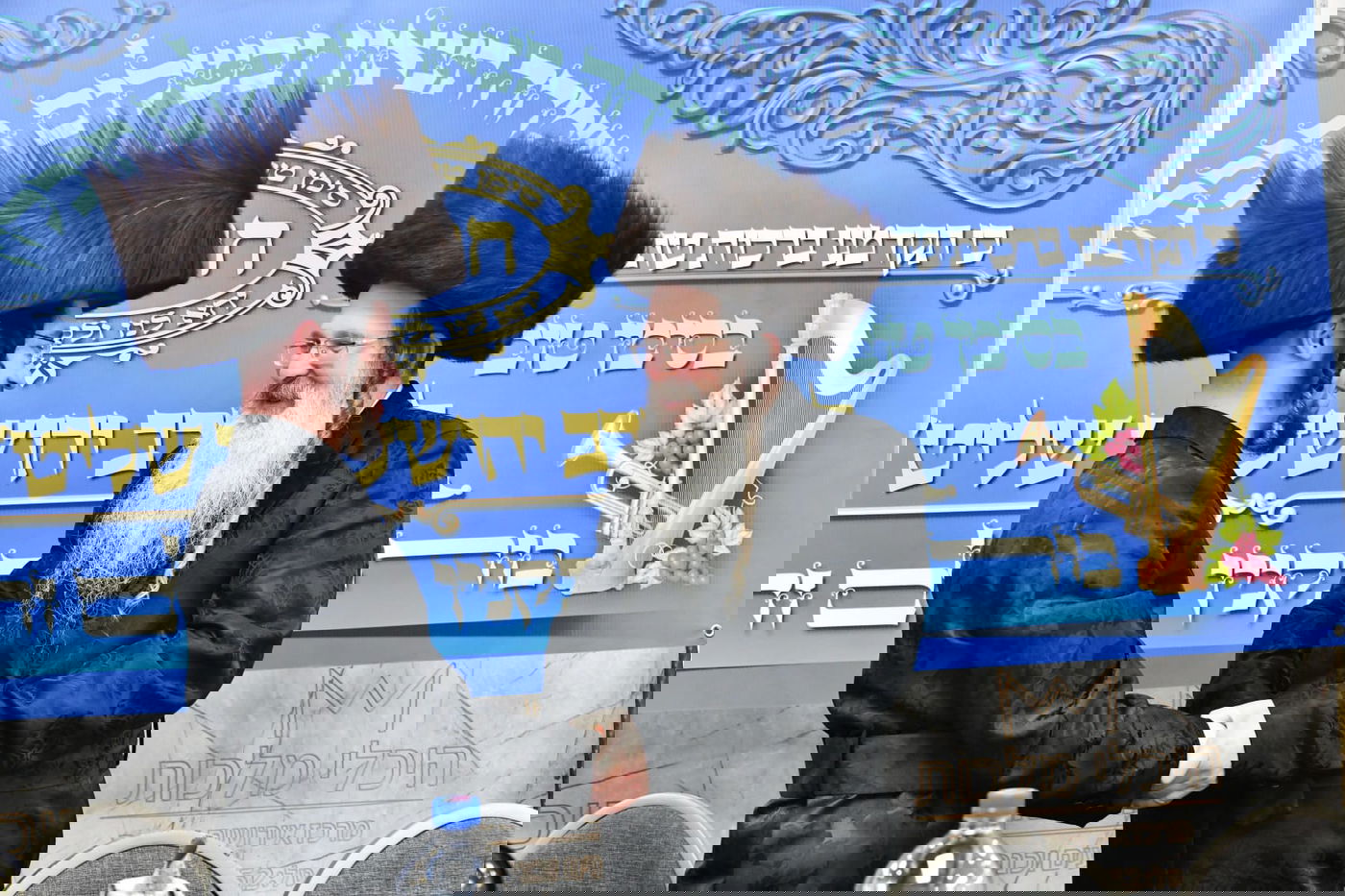 החתונה באירופה, החסידים חגגו עם החתן בארץ לקראת נסיעתו | תיעוד