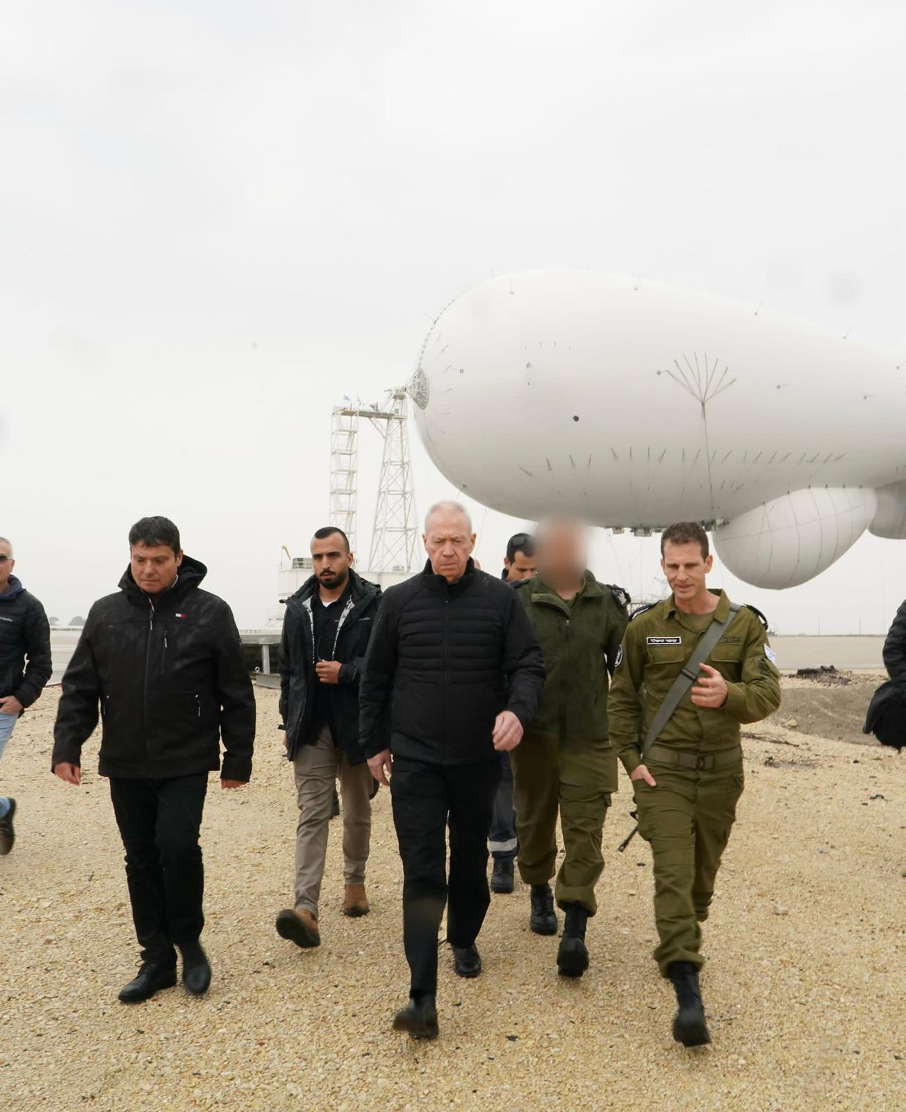 שר הביטחון יואב גלנט בבסיס מערכת ״טל שמיים״ בצפון