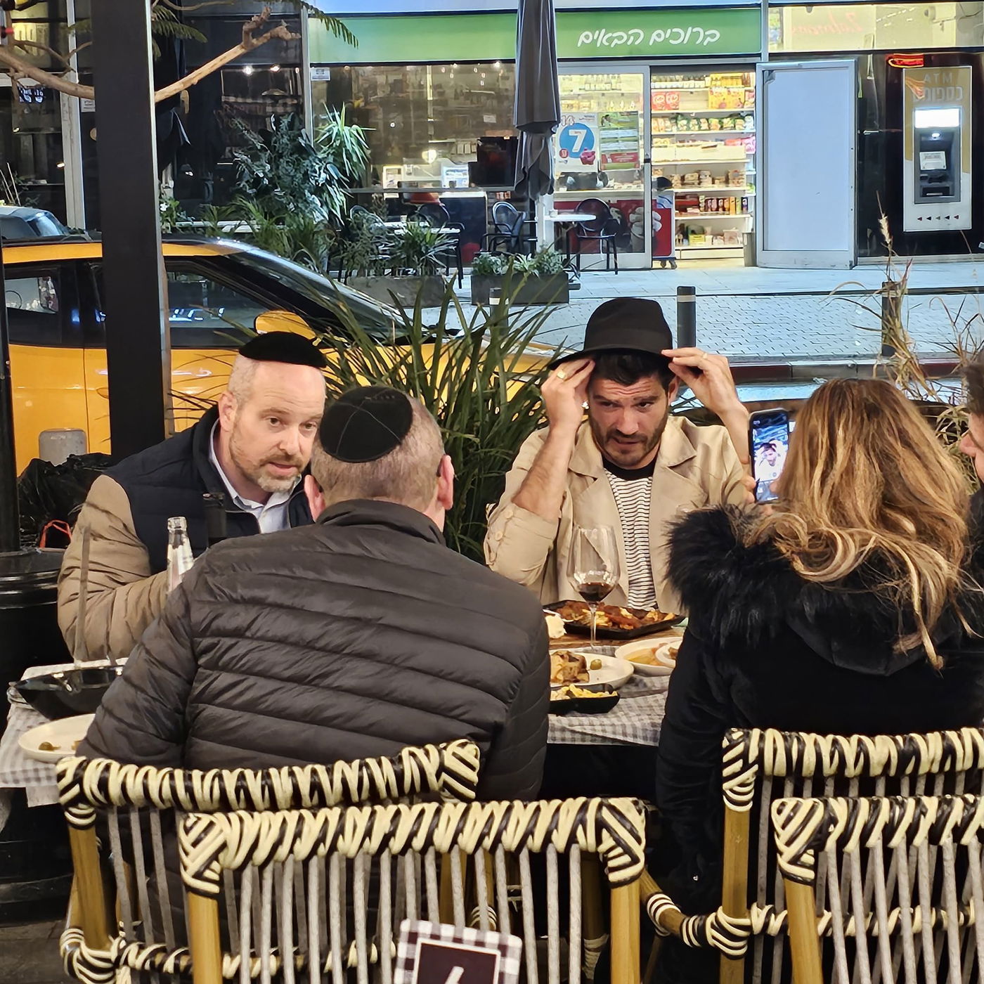 זופניק בכיכר • כל התמונות, הנייעס והחשיפות של השבוע