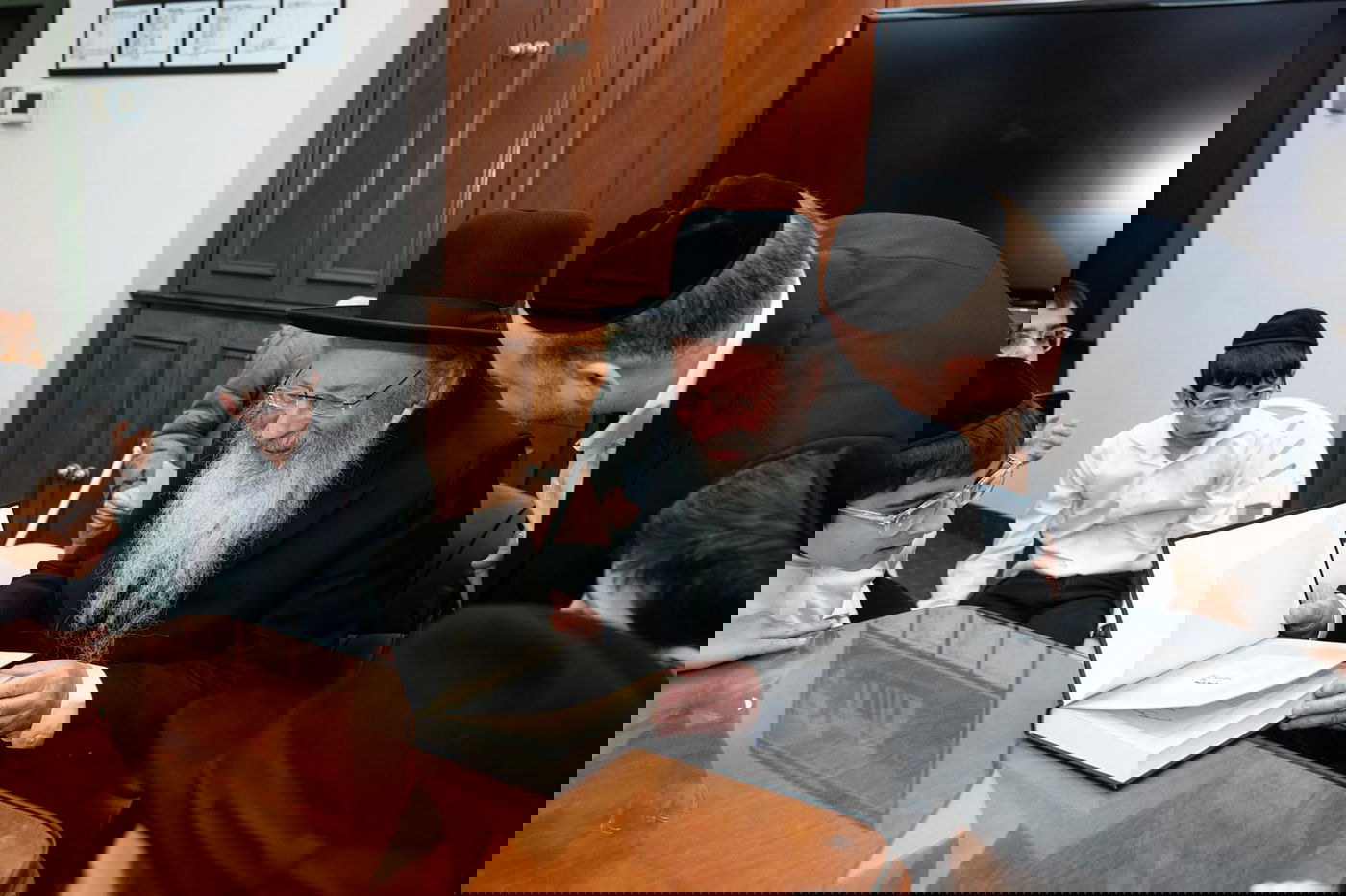 עלה מחאלב בגיל 9 - והפך למשפיע הגדול על הקהילה היהודית העשירה בעולם