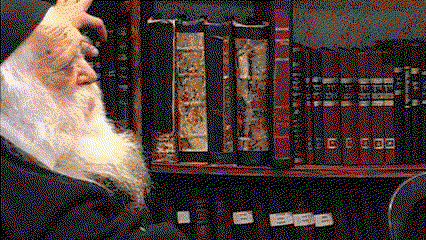 הספרים של שר התורה מרן רבי חיים קנייבסקי - שרצה להדפיסם מחדש • תיעוד נדיר