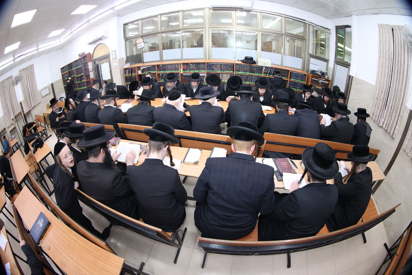 קהל אנשי ירושלים התכנסו ביארצייט ליו"ר הנהלת העדה החרדית הגאון ר' גרשון שטמר זצ"ל