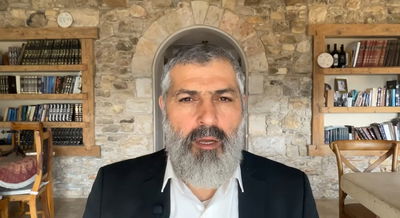 צבי יחזקאלי בפינה על פרשת תצוה • צפו