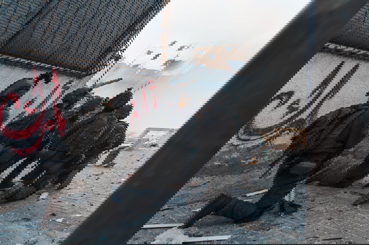 תיעוד מיוחד מהרחפן: כך חיסלו מחבל שהשליך רימון לעברם