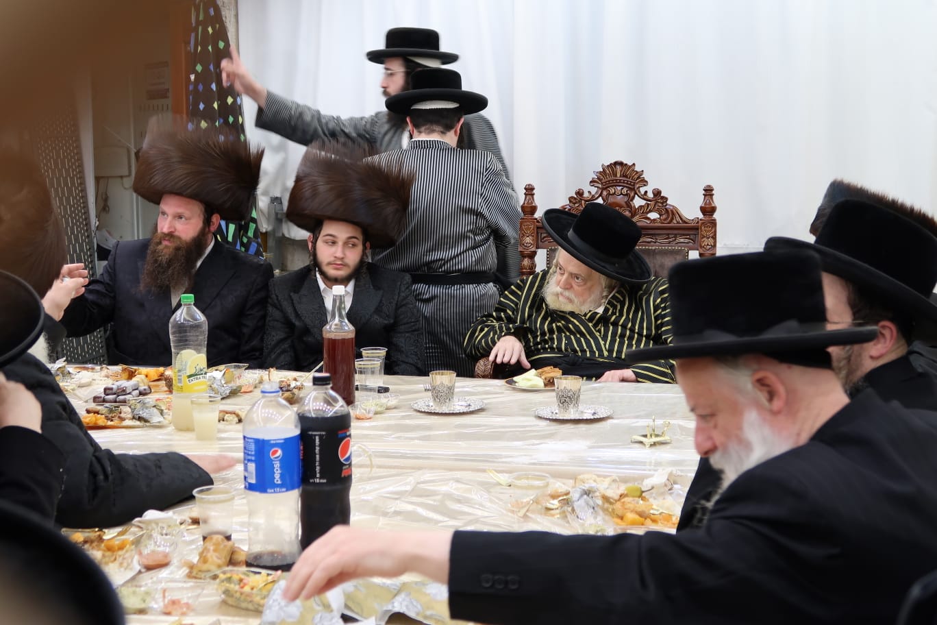 ה'ספונסר' ממעון הנופש בקיץ חיתן, האדמו"ר השתתף