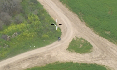 צפו: המרדף המשטרתי אחרי נהג האופנוע שהתפרע בכביש