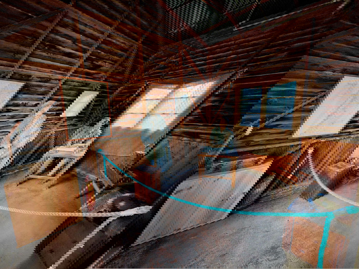 מוזאון חומה ומגדל