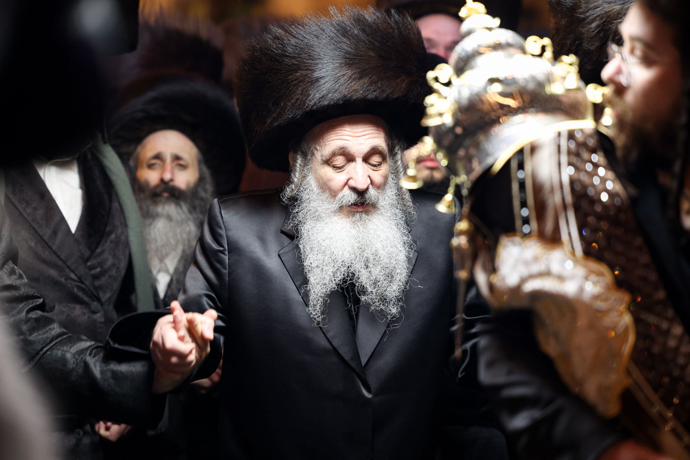 הכנסת ספר תורה בשומרי אמונים בירושלים