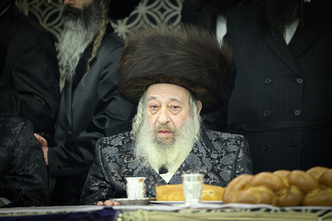 הכנסת ספר תורה בשומרי אמונים בירושלים