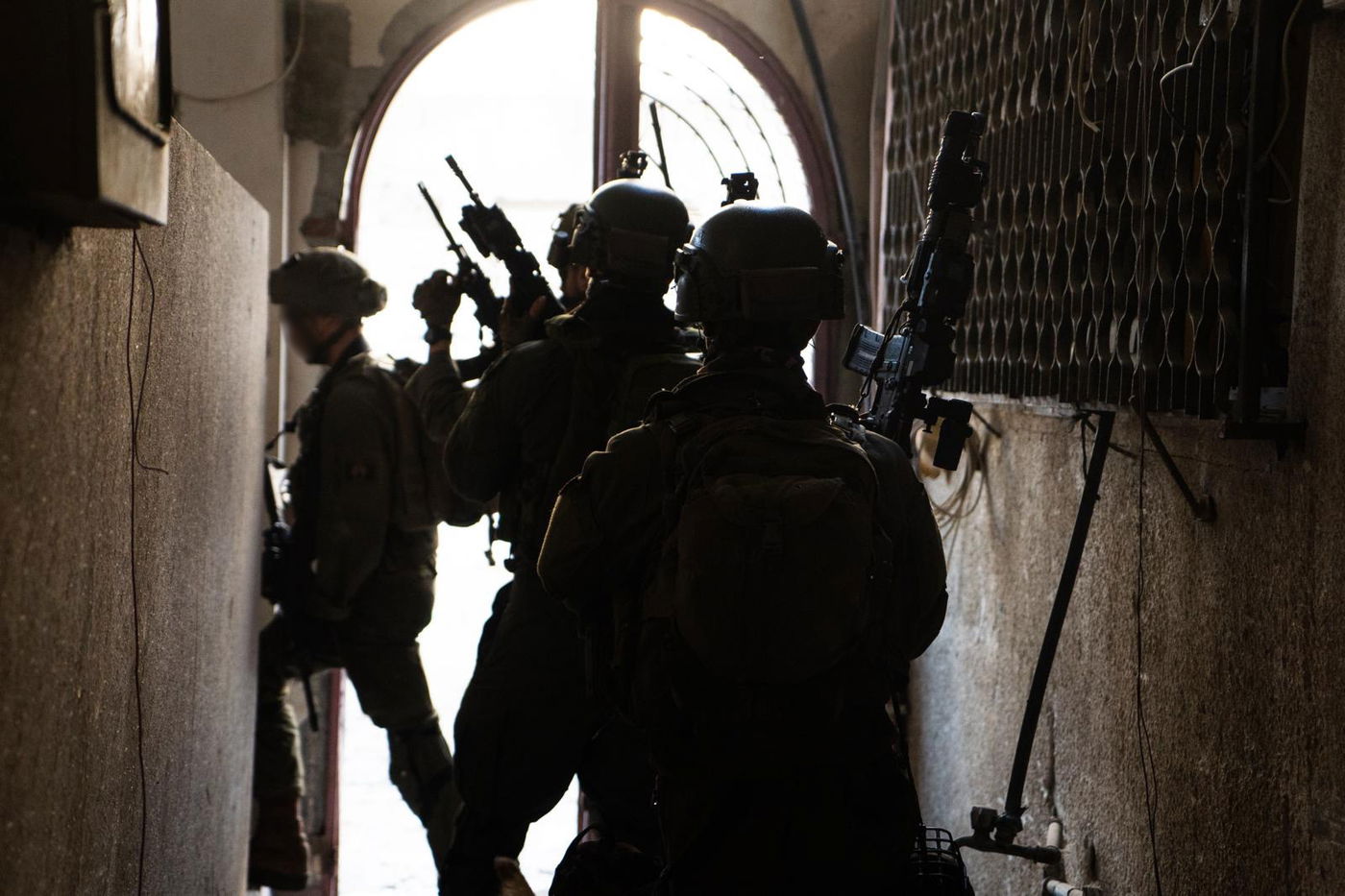 תמונות חדשות מהלחימה ברצועת עזה וההיערכות בצפון | צפו