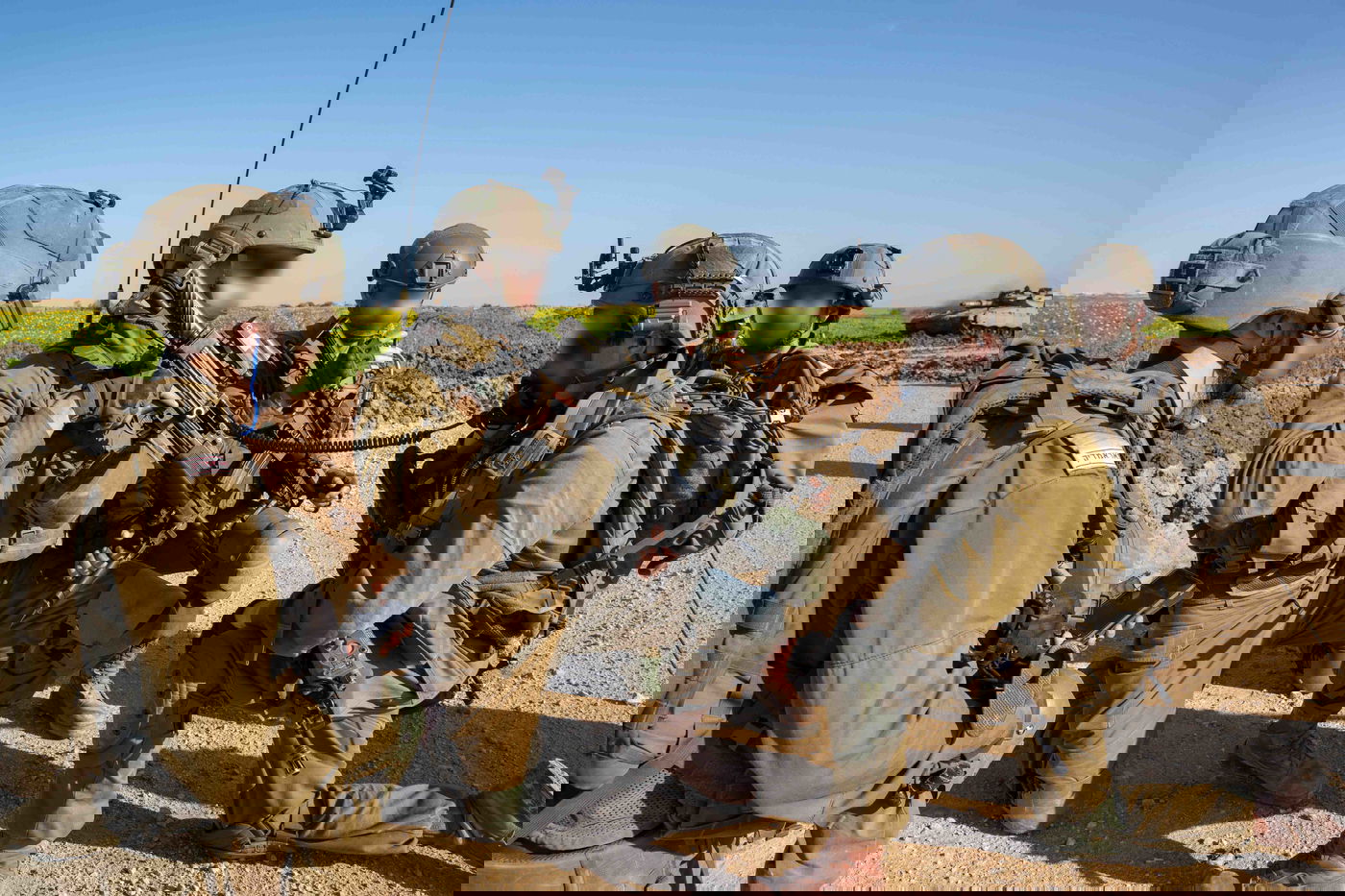 תמונות חדשות מהלחימה ברצועת עזה וההיערכות בצפון | צפו