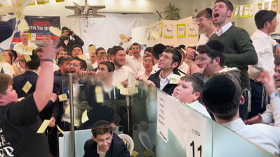 מטה דגל התורה ושמוליק גרינברג, הלילה