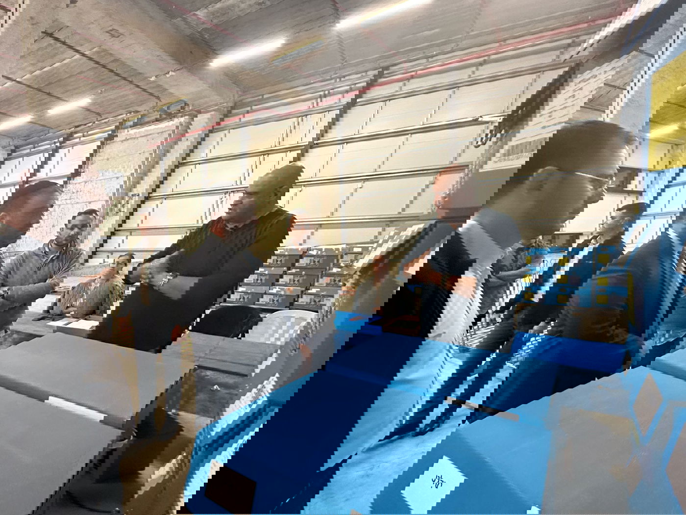 שר הפנים במרכז השליטה