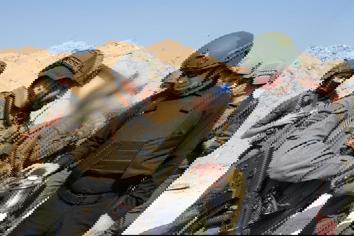 גלנט בעזה: "נערכים לפעולה ברפיח, יש כמויות מידע אדירות" | ללוחמים החרדים: "מעריך את לימוד התורה"