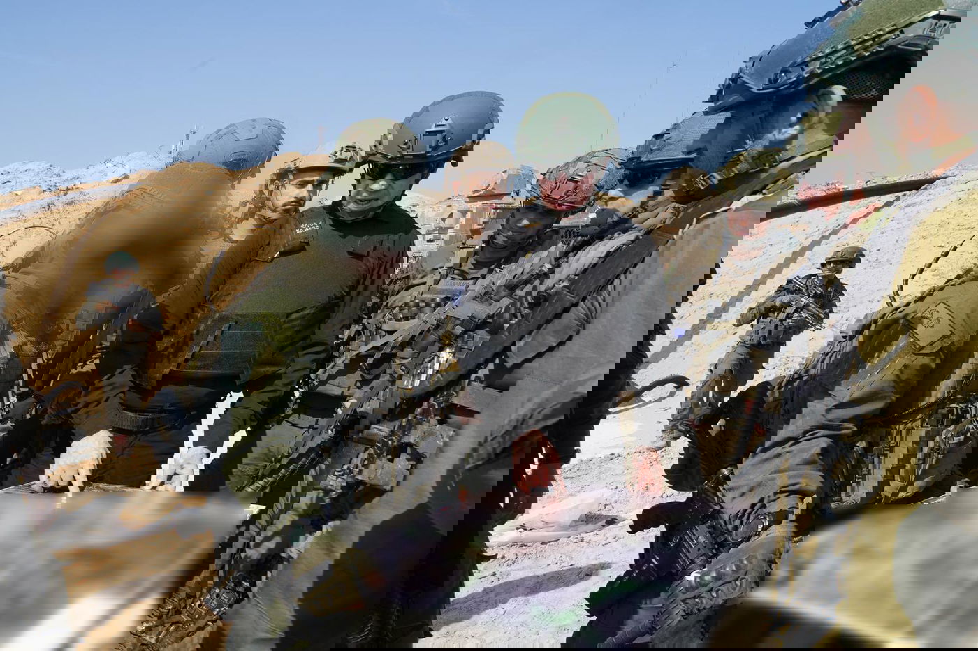 גלנט בעזה: "נערכים לפעולה ברפיח, יש כמויות מידע אדירות" | ללוחמים החרדים: "מעריך את לימוד התורה"